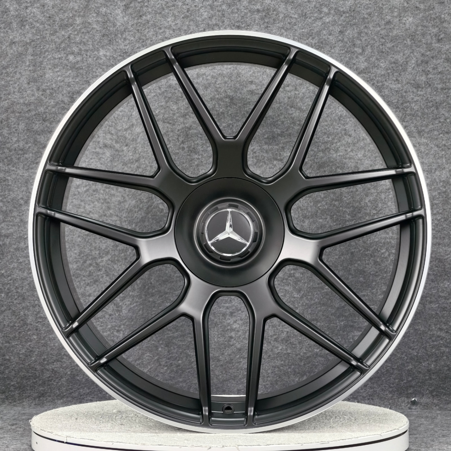 SUV